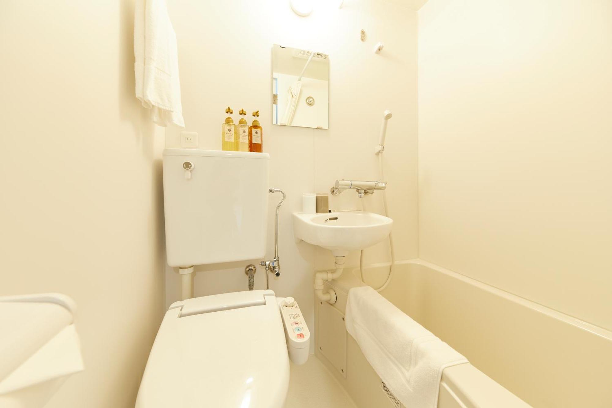 Y&Y Namba Hotel Osaka Bagian luar foto